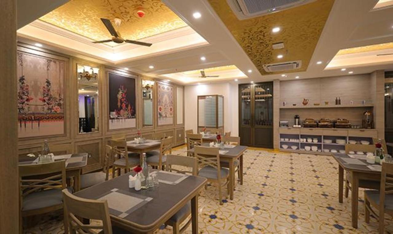 Fabhotel Prime Hampton By Ic'S โนอิดา ภายนอก รูปภาพ