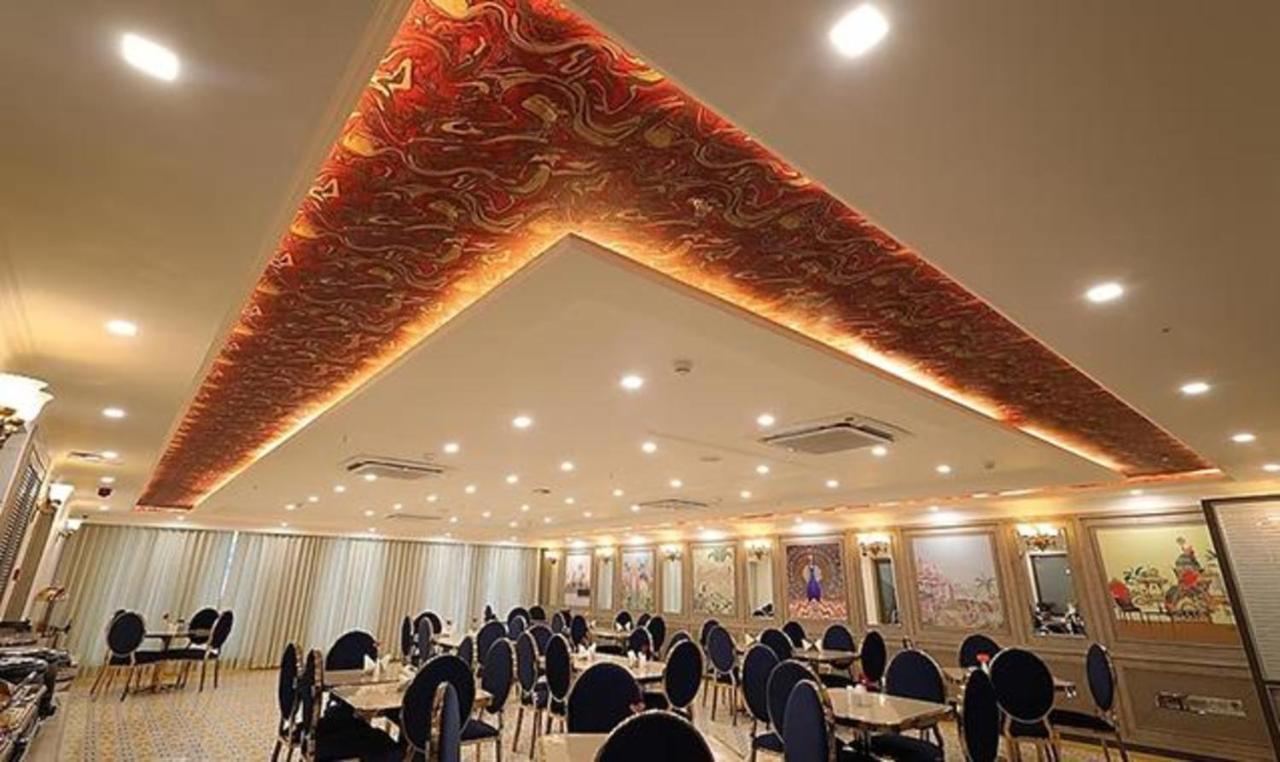 Fabhotel Prime Hampton By Ic'S โนอิดา ภายนอก รูปภาพ